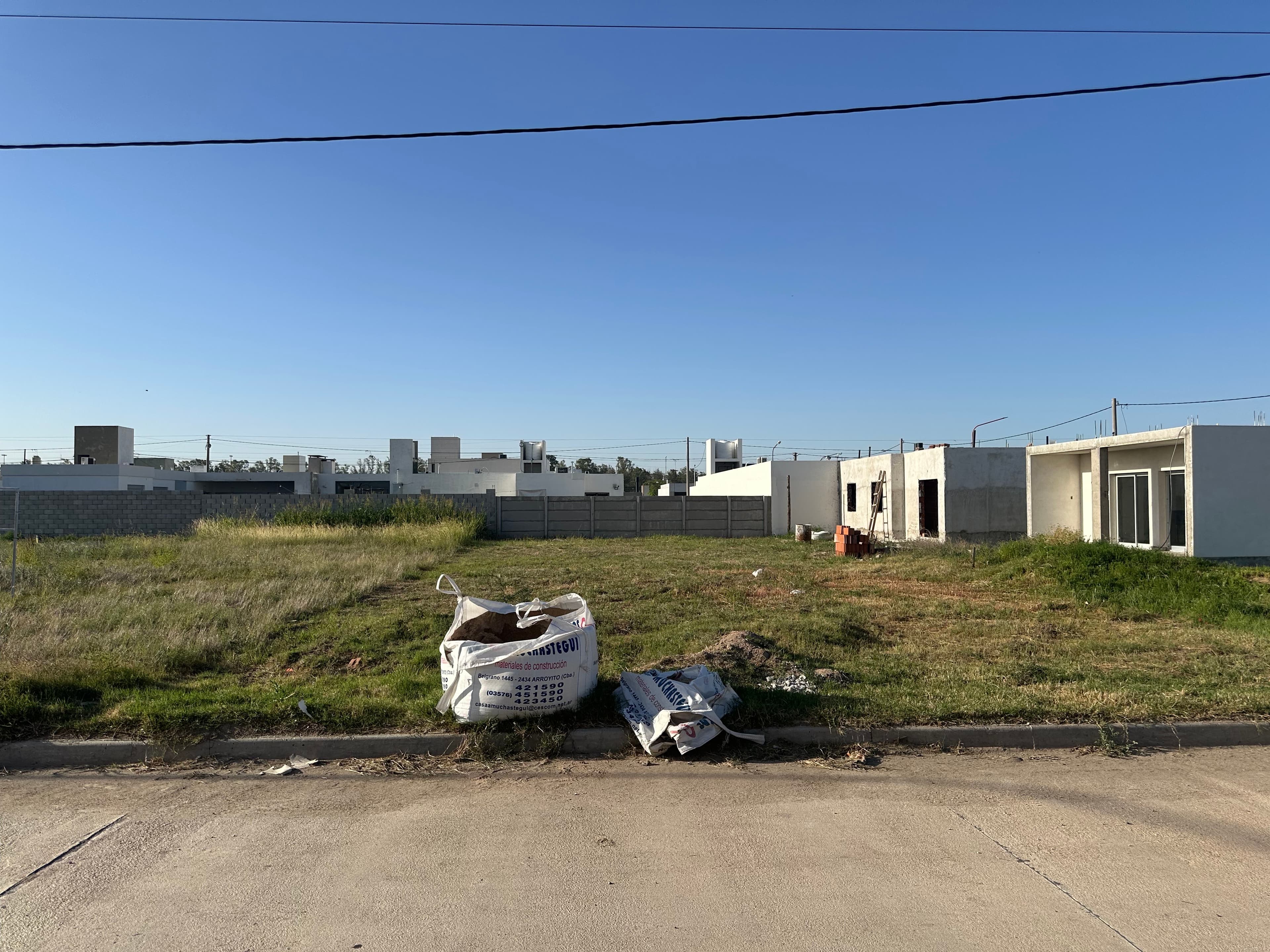 Lote - Imagen 1